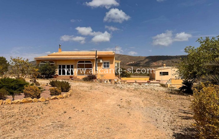 Venta - Villa  - La Romana