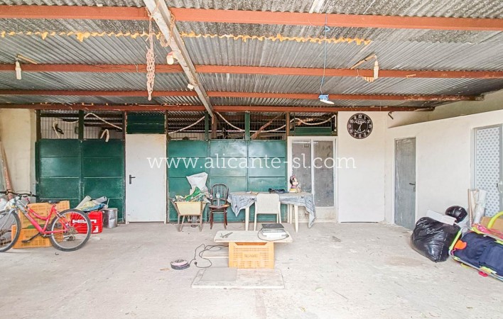 Sale - Villa  - Hondón de las Nieves