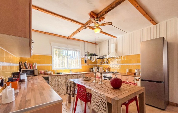 Sale - Finca - La Romana