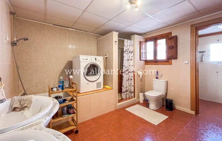 Sale - Finca - La Romana