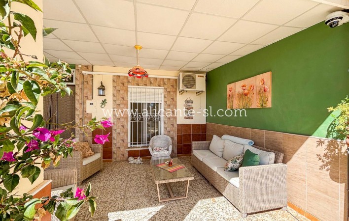 Sale - Finca - La Romana