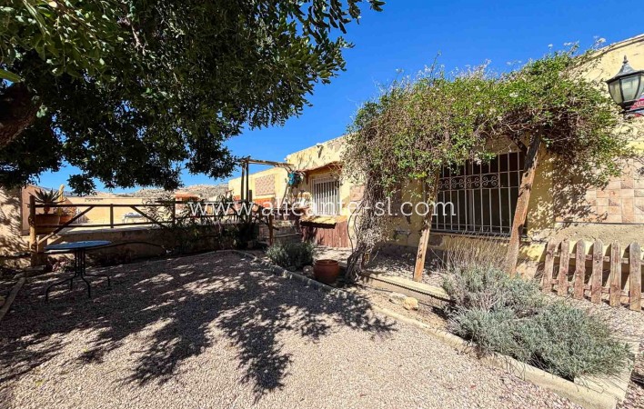 Sale - Finca - La Romana