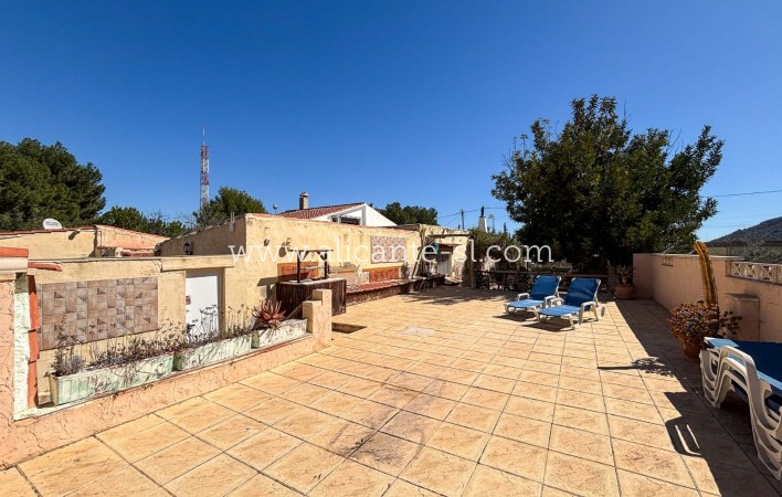 Sale - Finca - La Romana