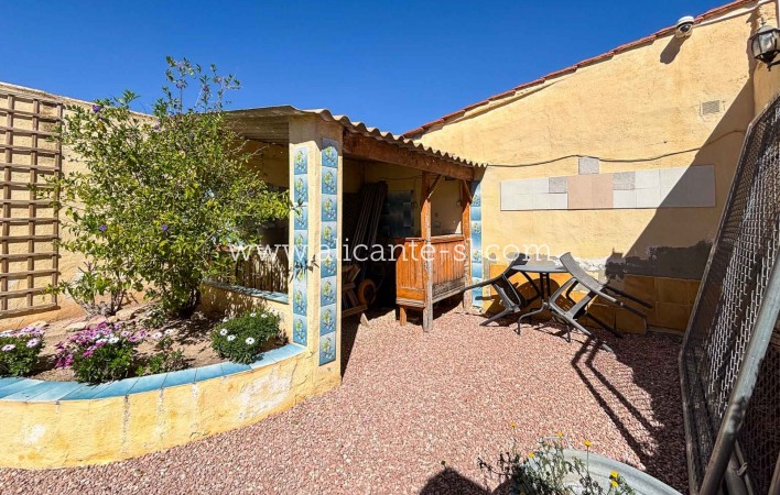 Sale - Finca - La Romana