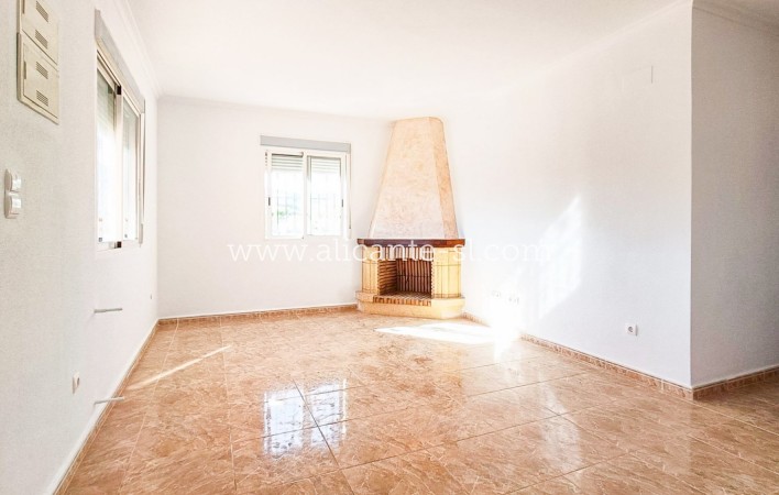 Revente - Villa  - Hondón de los Fráiles