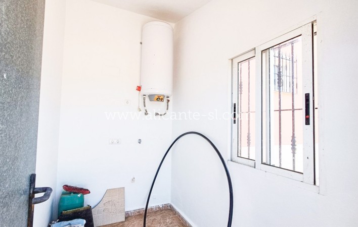 Revente - Villa  - Hondón de los Fráiles