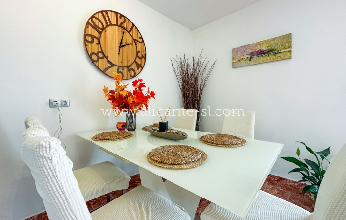 Venta - Villa  - La Romana