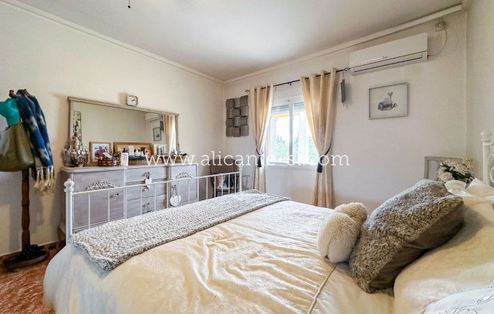 Venta - Villa  - La Romana