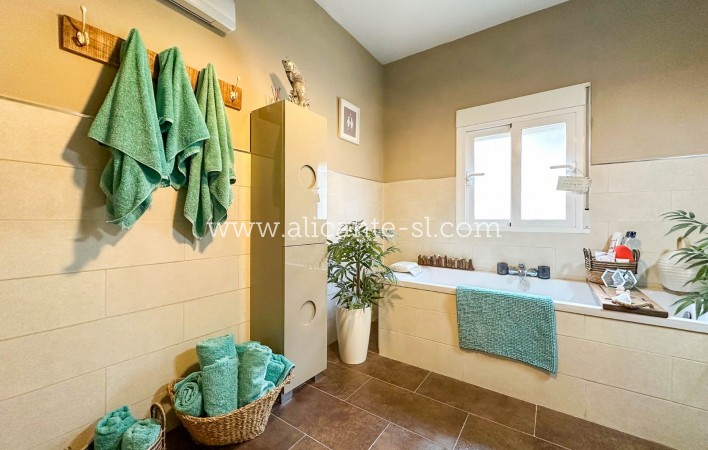 Venta - Villa  - La Romana