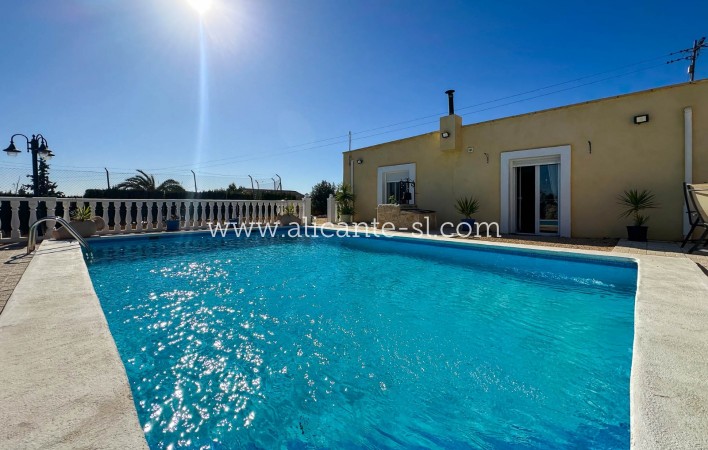 Venta - Villa  - La Romana